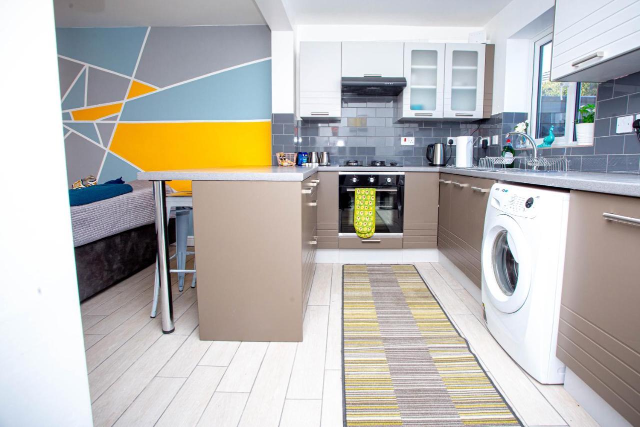 Oasis Place Northampton Bagian luar foto
